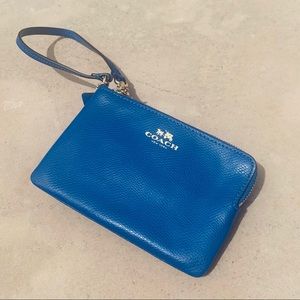 Coach Corner Zip Wristlet — NWOT